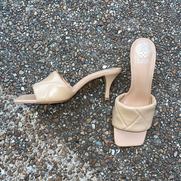 Tan Waffled Square Toe Heel - Picture 2 of 3